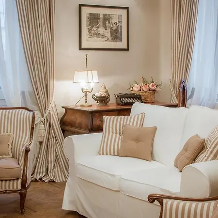 Apartment Leopoldo Luxurious Near The Center *