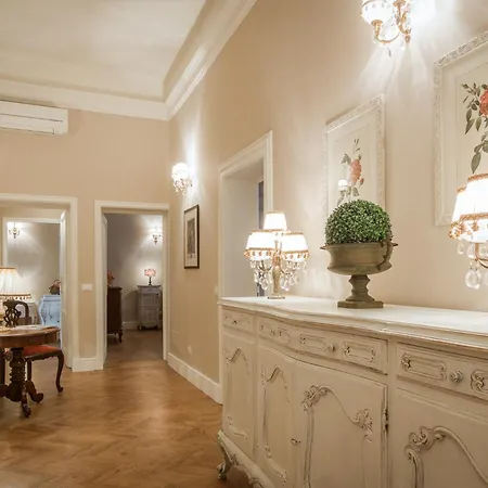 Lejlighed Leopoldo Luxurious Near The Center